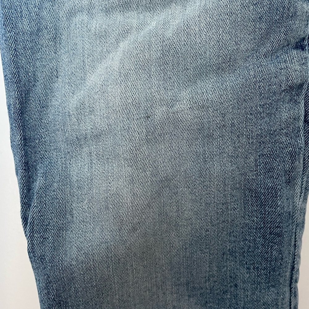 Lucky Brand Light Blue Skinny Jeans - Picture 7 of 7